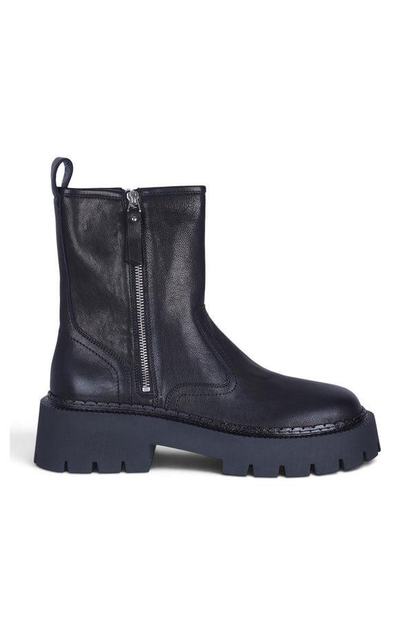 Vic Matié - Ankle boots - 480661 - Black 