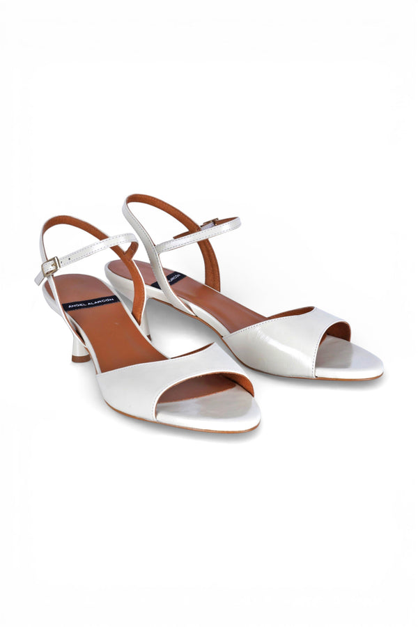 Angel Alarcon - Sandali - 471254 - Latte
