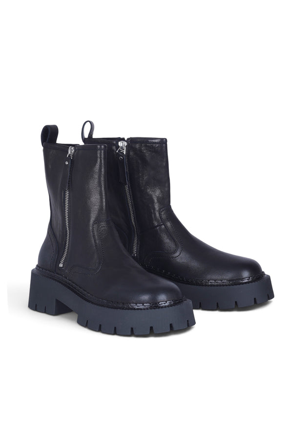 Vic Matié - Ankle boots - 480661 - Black 